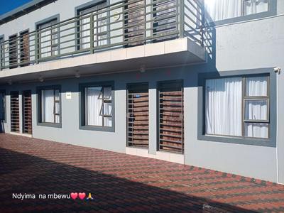 House For Sale in Tshepisong, Tshepisong